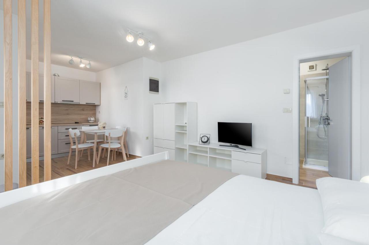 Apartmani Martincic Novigrad  Zewnętrze zdjęcie